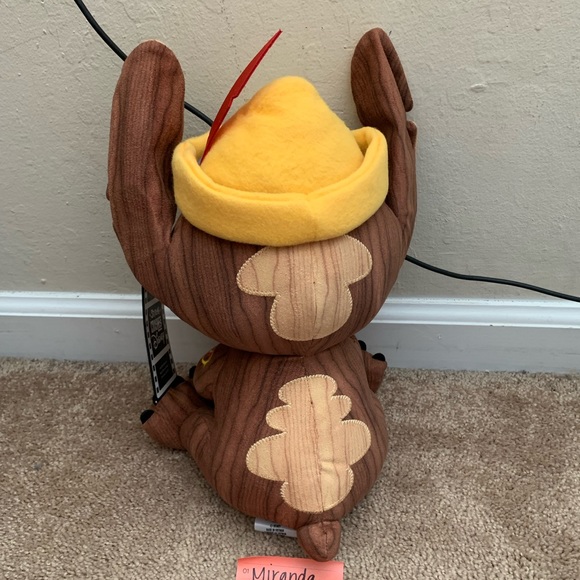 Stitch crashes Pinocchio plush - Picture 2 of 2